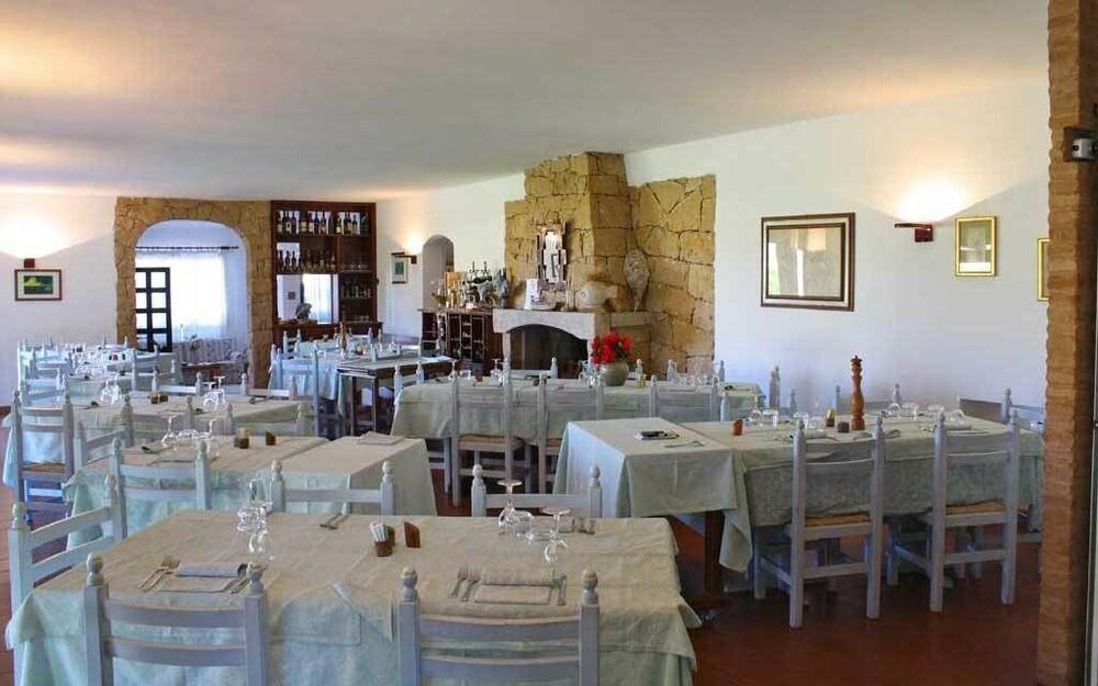 Hotel San Pantaleo Eksteriør bilde