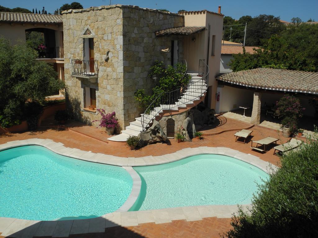 Hotel San Pantaleo Eksteriør bilde