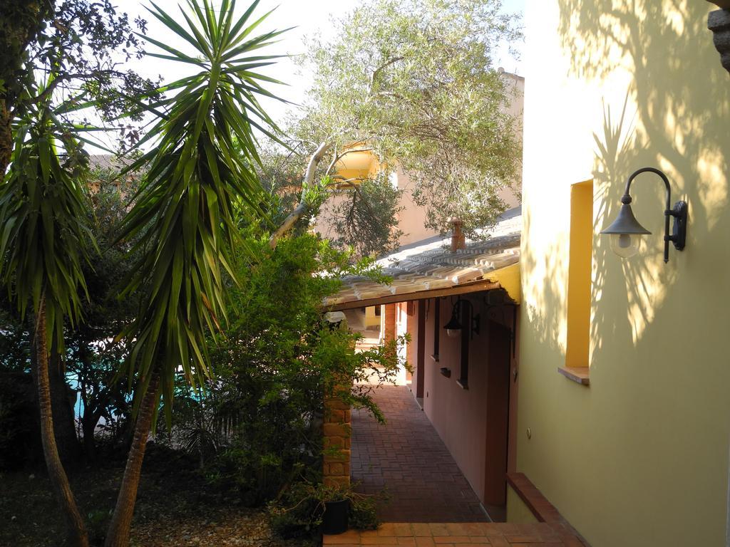 Hotel San Pantaleo Eksteriør bilde