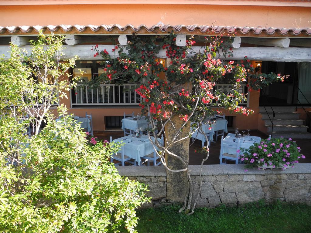 Hotel San Pantaleo Eksteriør bilde
